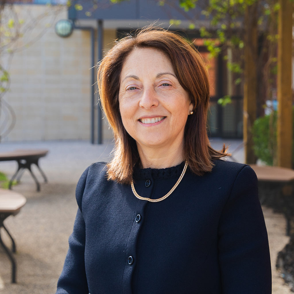 Mary Farah